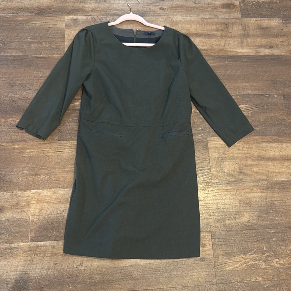 GAP Ruched Sheath Dress 3/4 Sleeve Scoop Neck Size 10